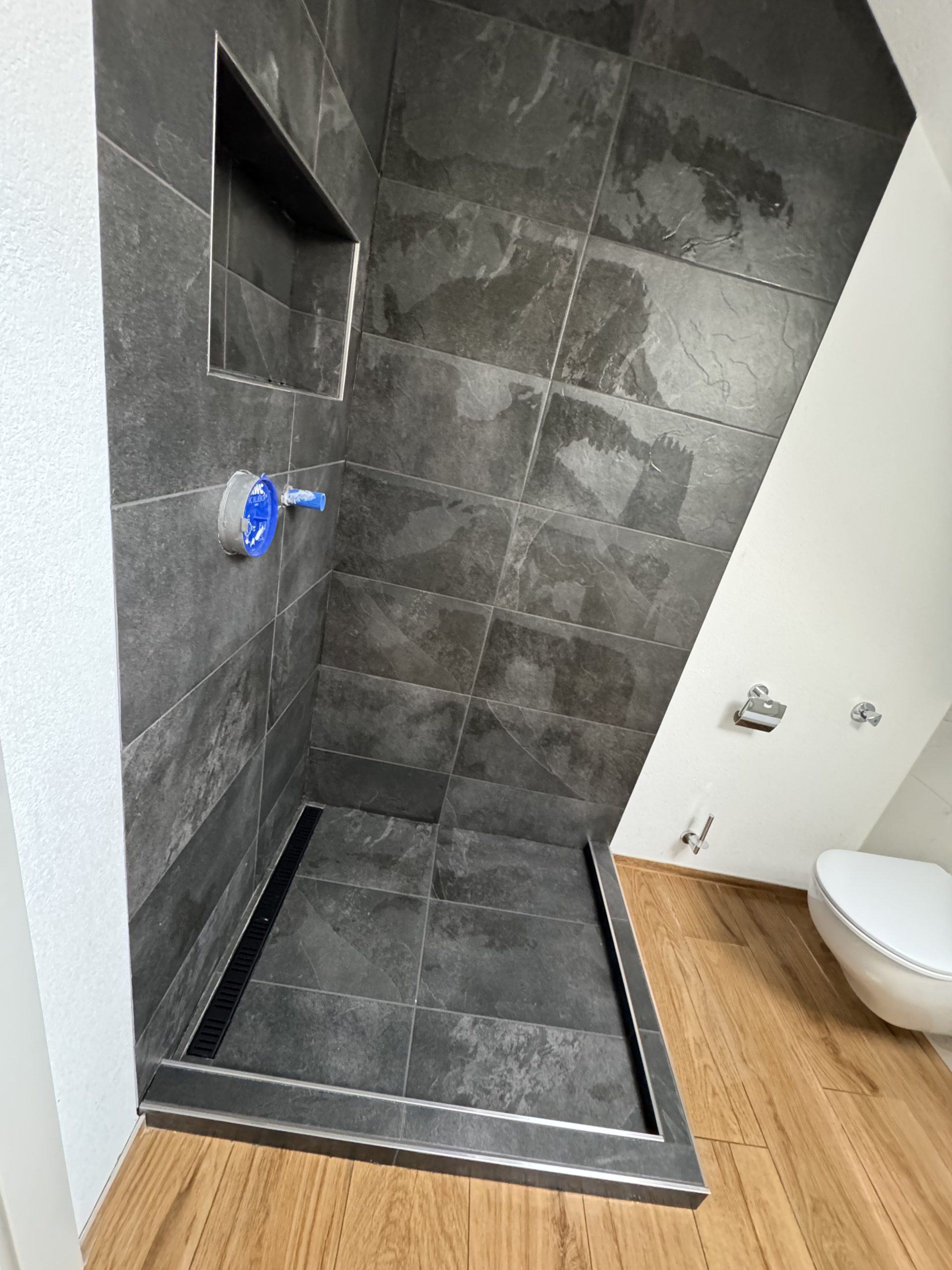 Fliesen und Keramik Arbeit Schweiz Projekt 10